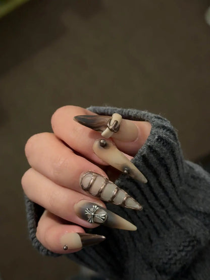 Dune - Madeready Nail