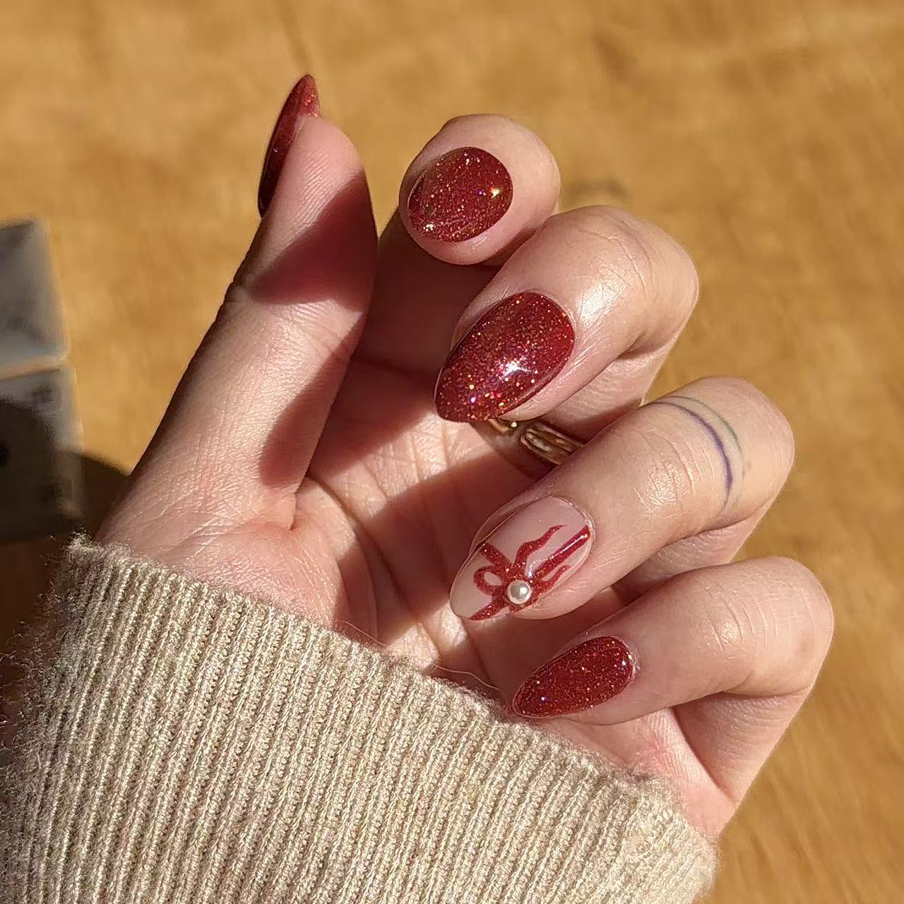 Crimson Gift (Limited Edition)